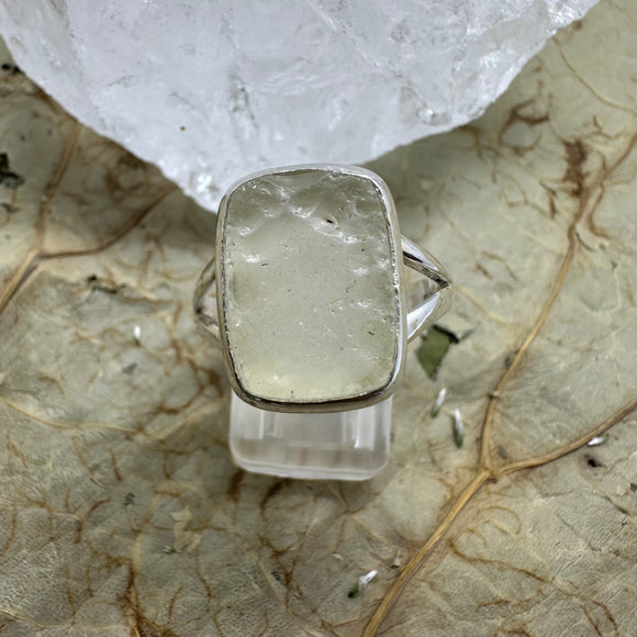 Libyan Desert Glass Sterling 925 Silver Ring - Size 9 Quality Gemstone Jewellery