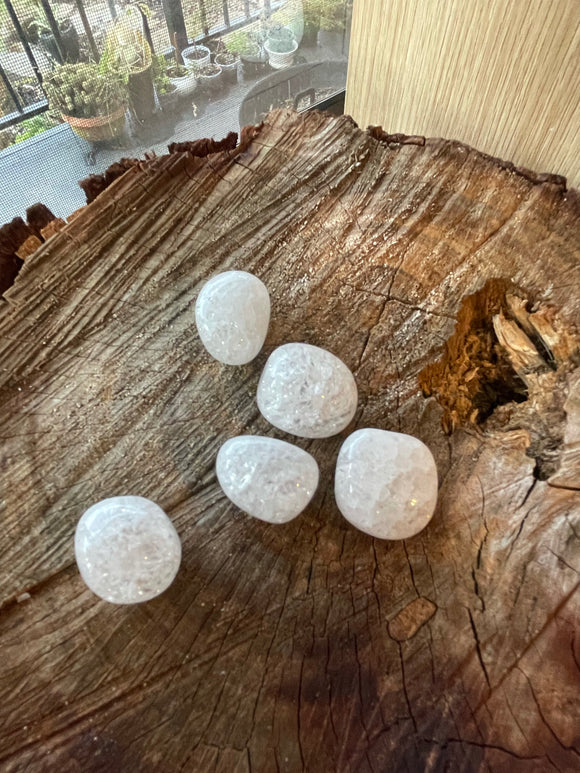 Crackle Quartz White/Clear - WISHING STONE - Tumble Stone