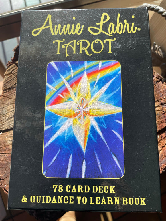 Annie Labri Tarot: 78 Card Deck & Guidance to Learn Book