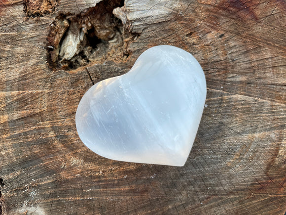 Selenite - Heart Crystal Puff – 6-8cm