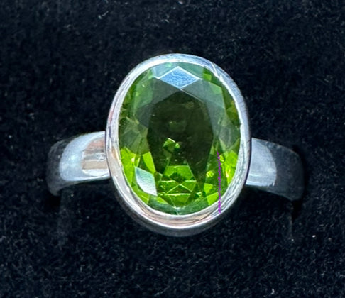 Peridot Sterling Silver Ring - Size 8 - Quality Gemstone Jewellery