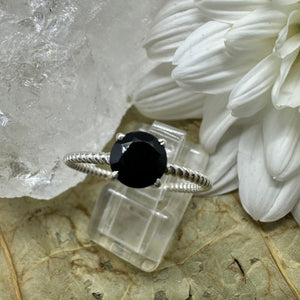 Black Onyx Small Round 925 Sterling Silver Ring - Size 9 - Quality Gemstone Jewellery