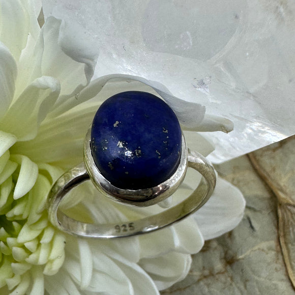 Lapis Lazuli Oval Sterling Silver Ring - Size 8 - Quality Gemstone Jewellery