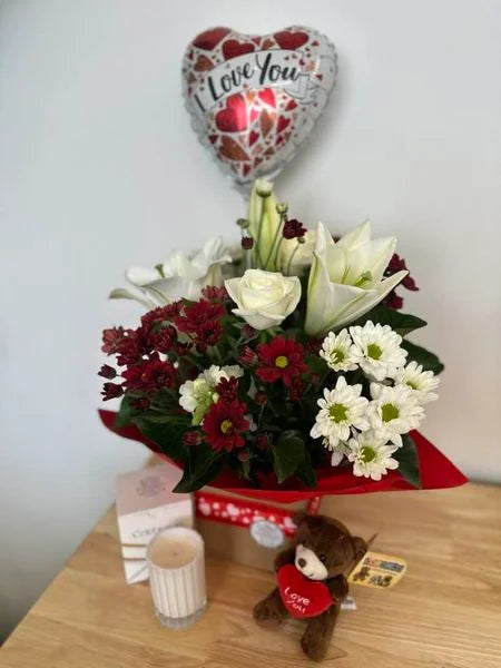 The Lovers - Romance Gift Pack - DELIVERY TO ALL LAUNCESTON SUBURBS