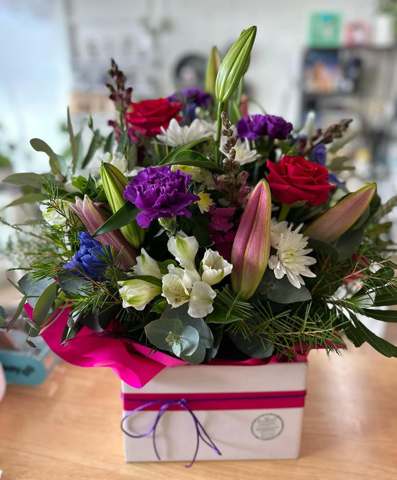 Queen of Cups - Premium Posy Box  - DELIVERY TO ALL LAUNCESTON SUBURBS