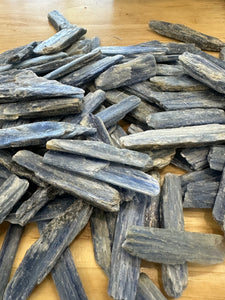 Kyanite - Blue Natural knives